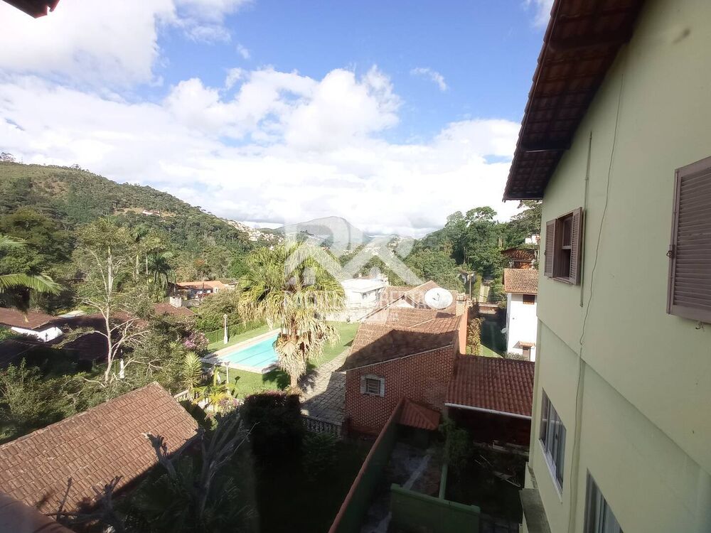 Casa, 7 quartos, 226 m² - Foto 1