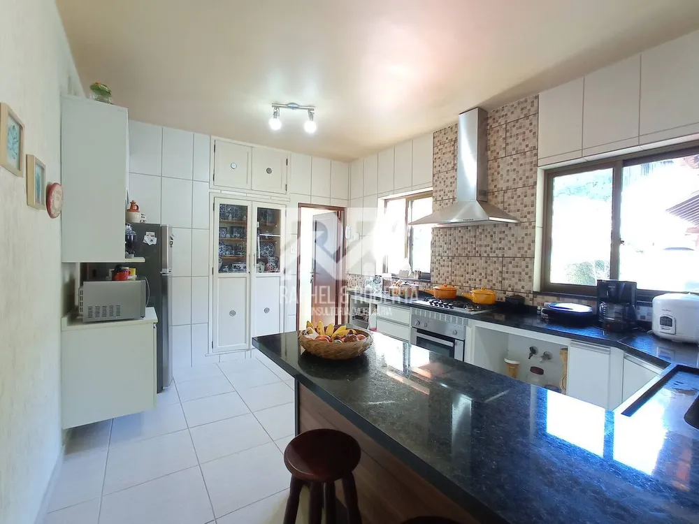Casa, 7 quartos, 226 m² - Foto 9