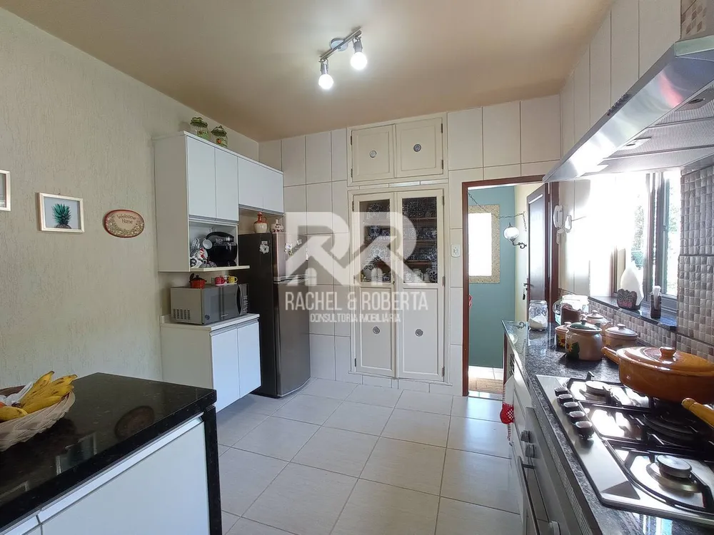 Casa, 7 quartos, 226 m² - Foto 11