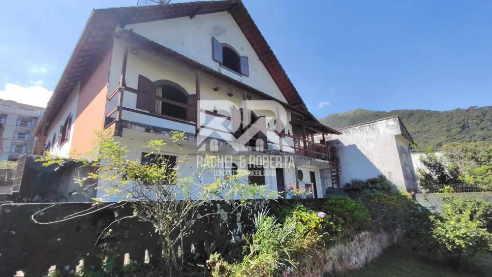 Casa, 4 quartos, 289 m² - Foto 1