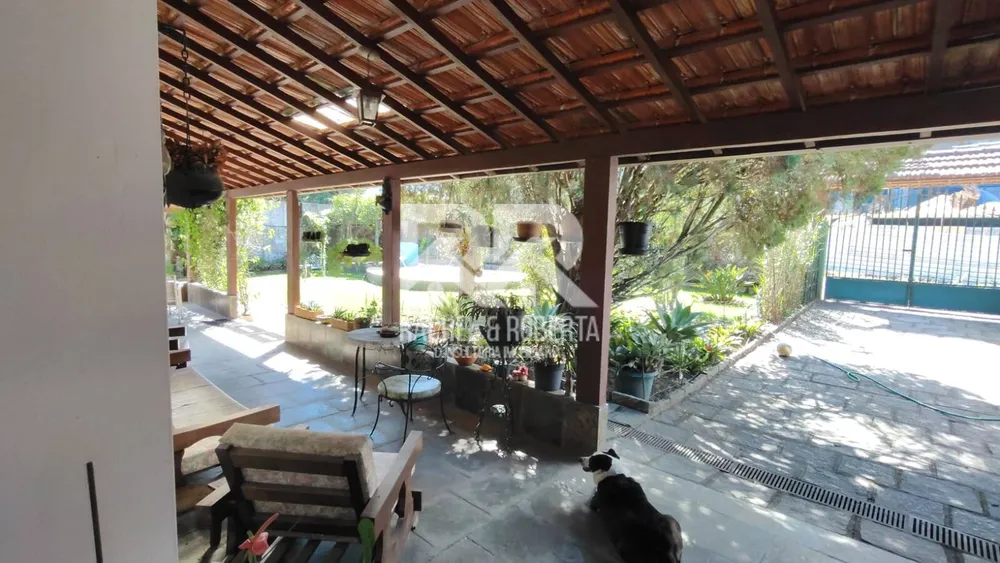 Casa, 4 quartos, 289 m² - Foto 2