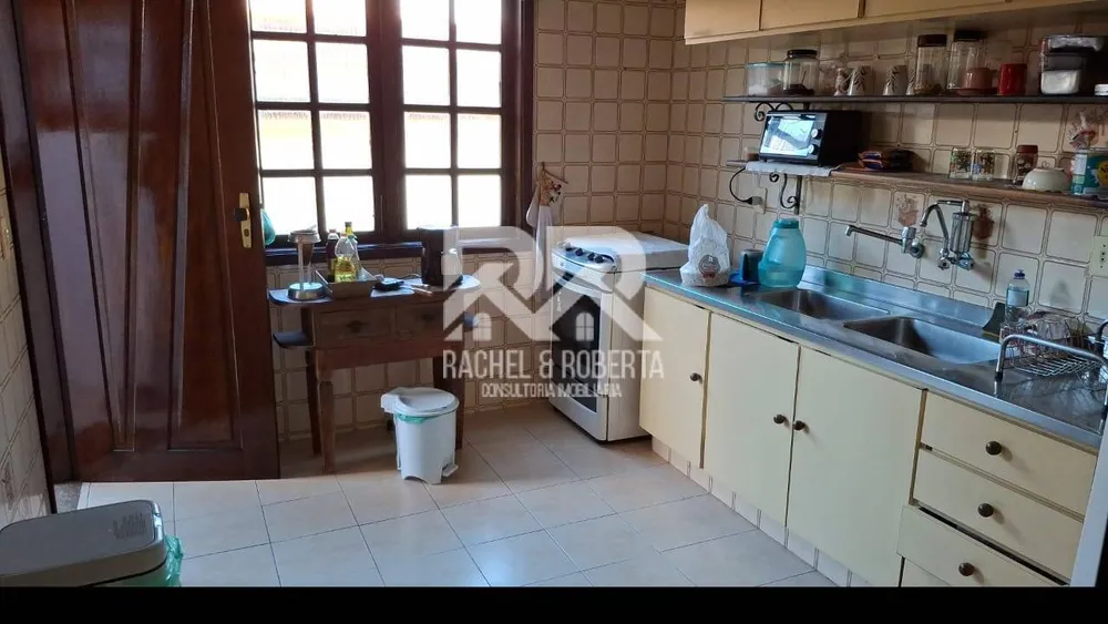 Casa, 3 quartos, 239 m² - Foto 4