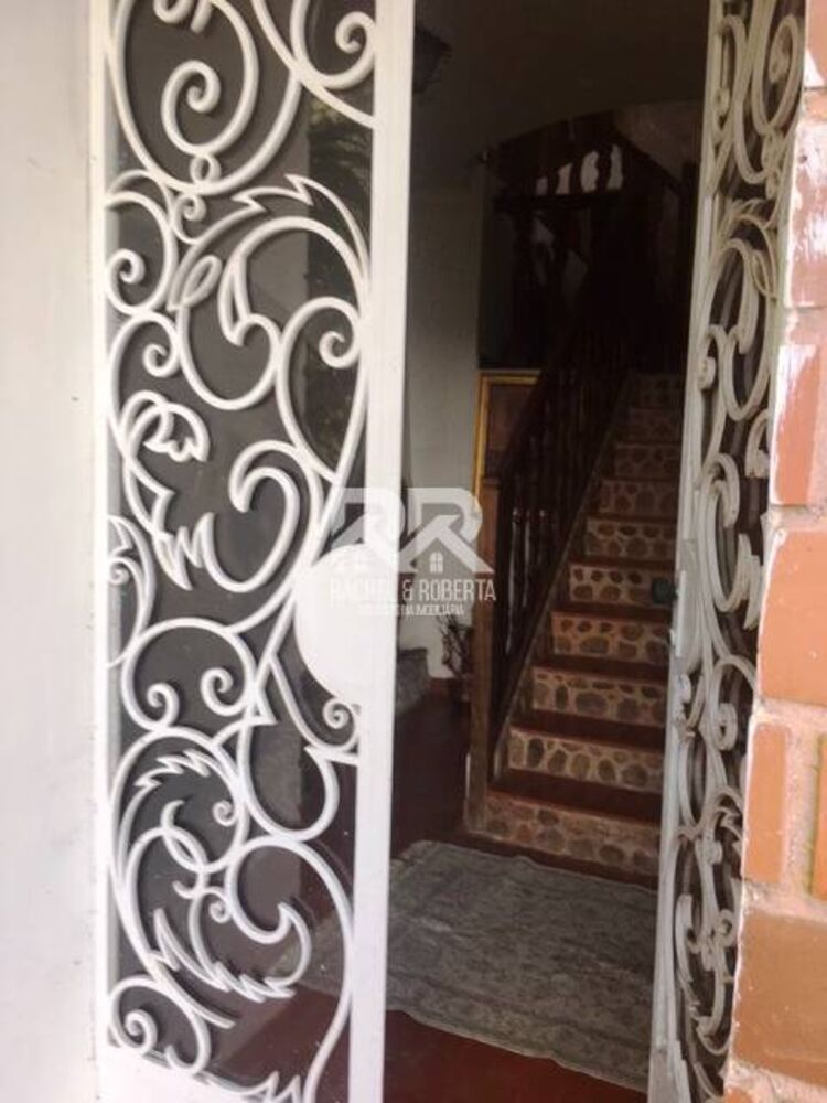 Casa, 5 quartos, 404 m² - Foto 1