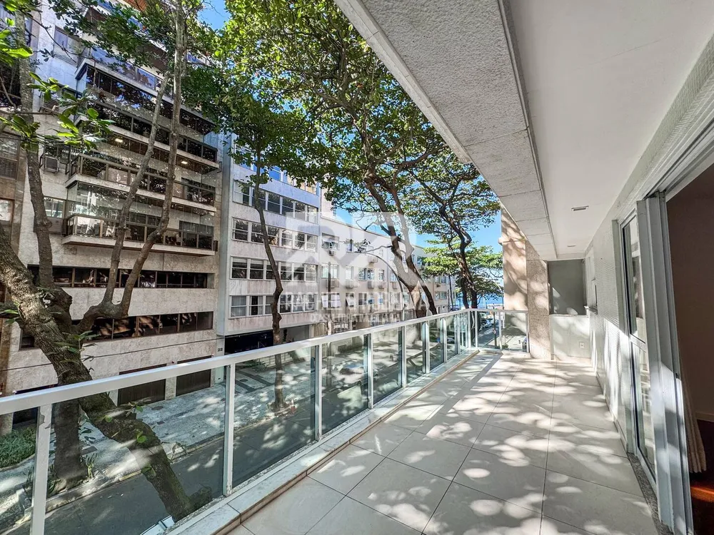 Apartamento, 3 quartos, 199 m² - Foto 2