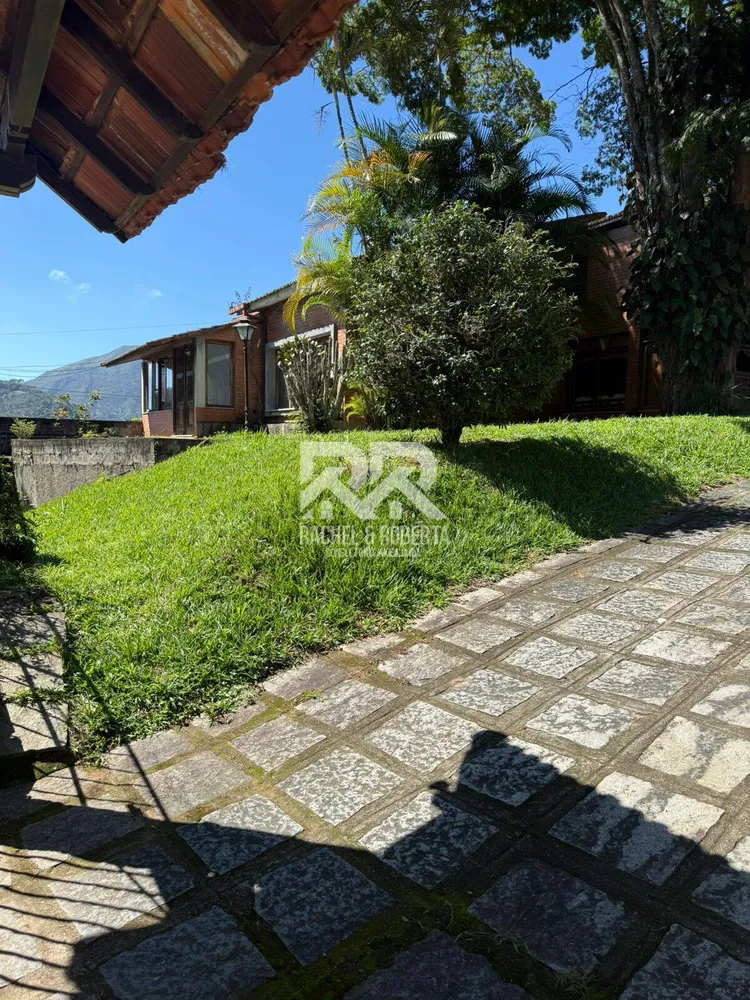 Casa, 5 quartos, 214 m² - Foto 2