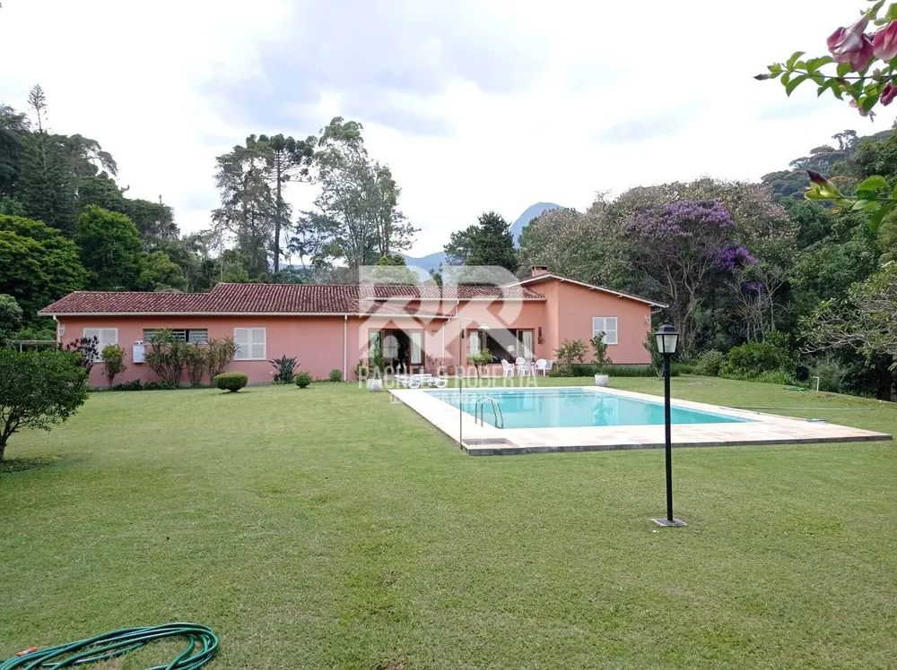 Casa, 4 quartos, 450 m² - Foto 1