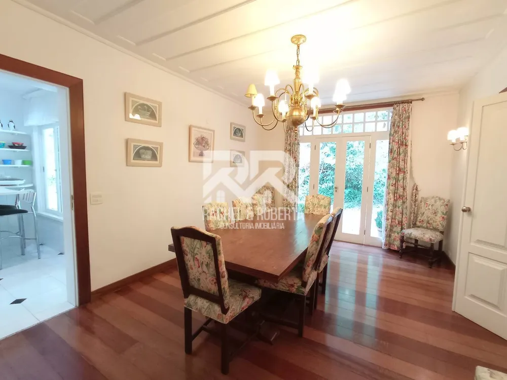 Casa, 3 quartos, 256 m² - Foto 31