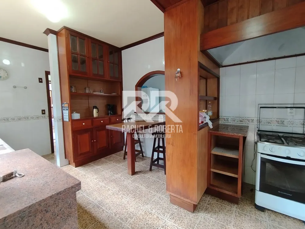 Casa, 8 quartos, 1350 m² - Foto 28