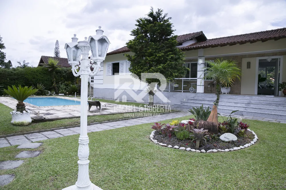 Casa de Condomínio, 4 quartos - Foto 1