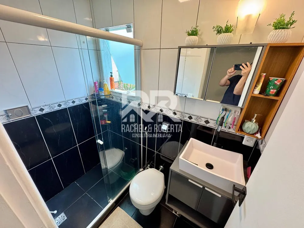 Casa, 4 quartos, 138 m² - Foto 1