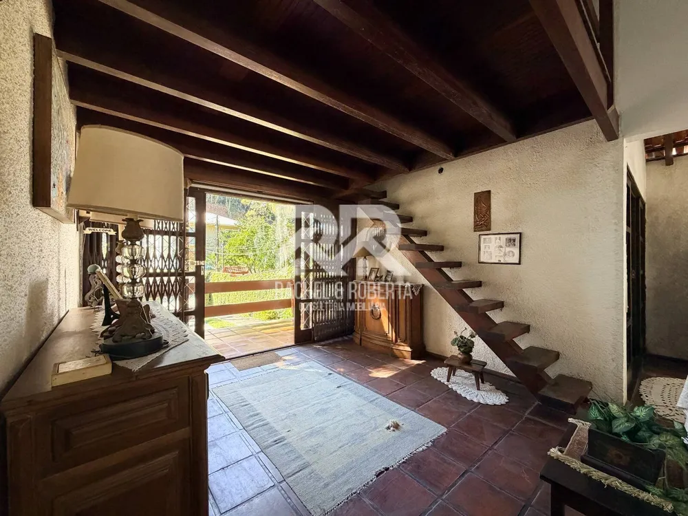 Casa, 4 quartos, 270 m² - Foto 30