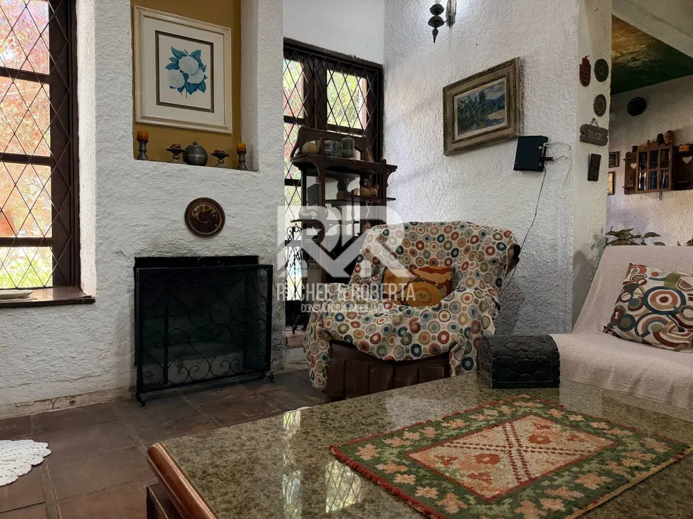 Casa, 4 quartos, 270 m² - Foto 24