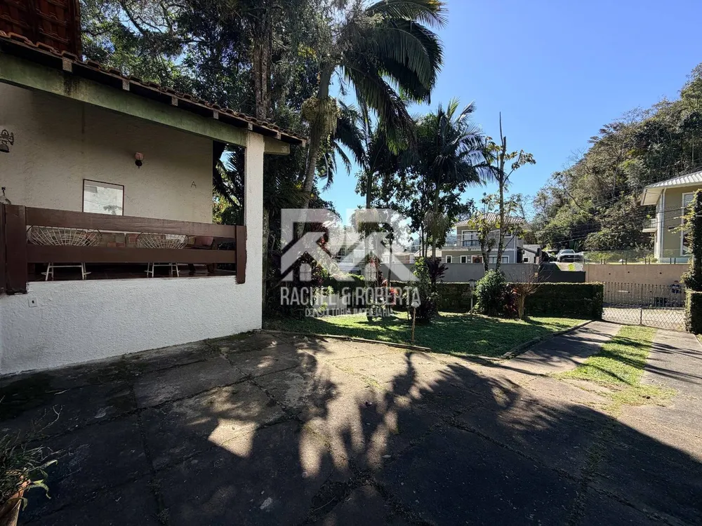 Casa, 4 quartos, 270 m² - Foto 9