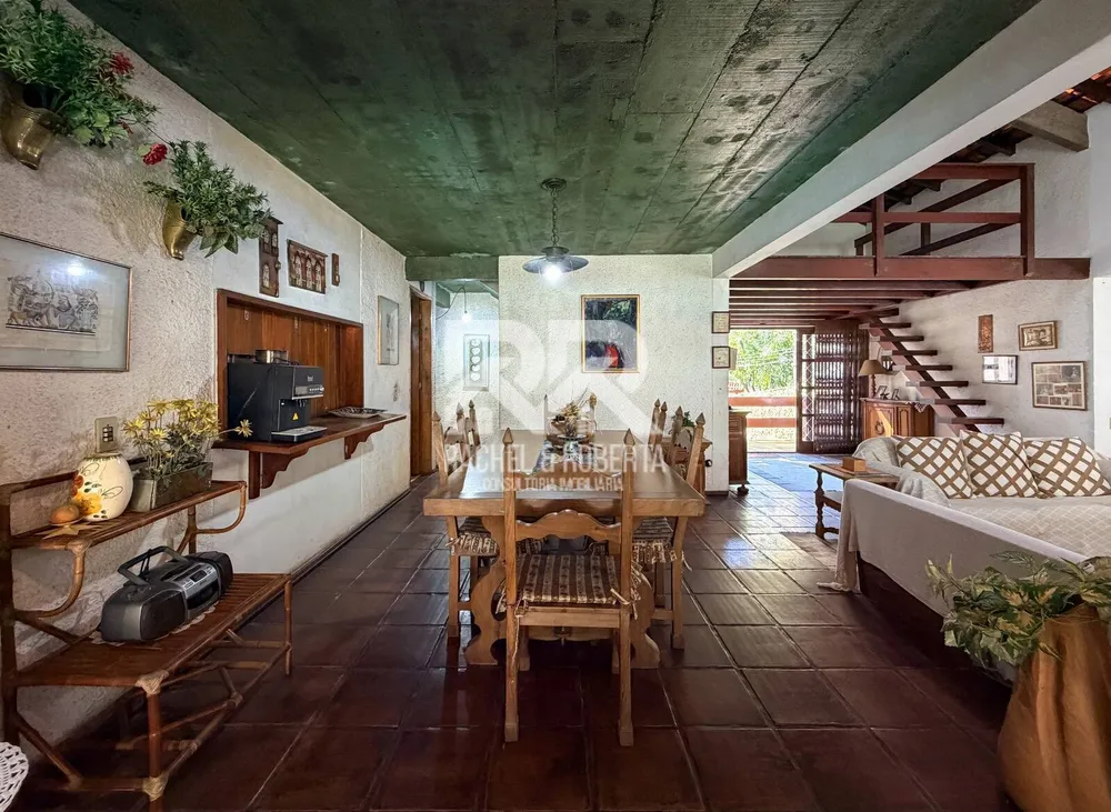 Casa, 4 quartos, 270 m² - Foto 32