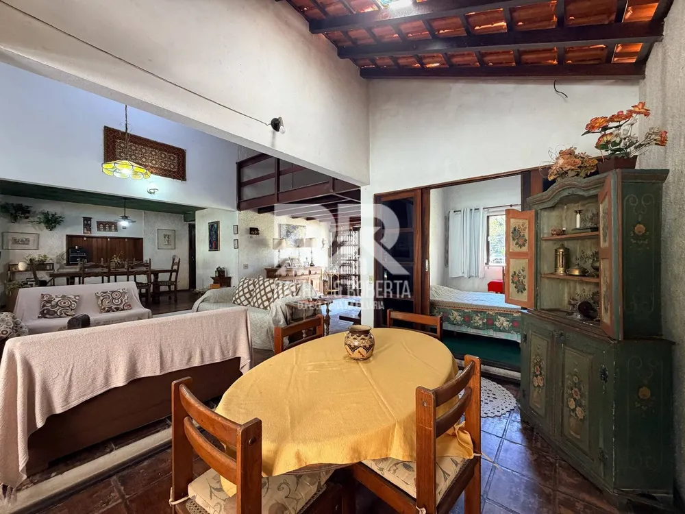 Casa, 4 quartos, 270 m² - Foto 21