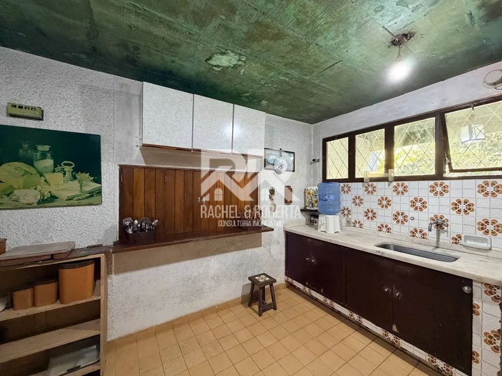 Casa, 4 quartos, 270 m² - Foto 33