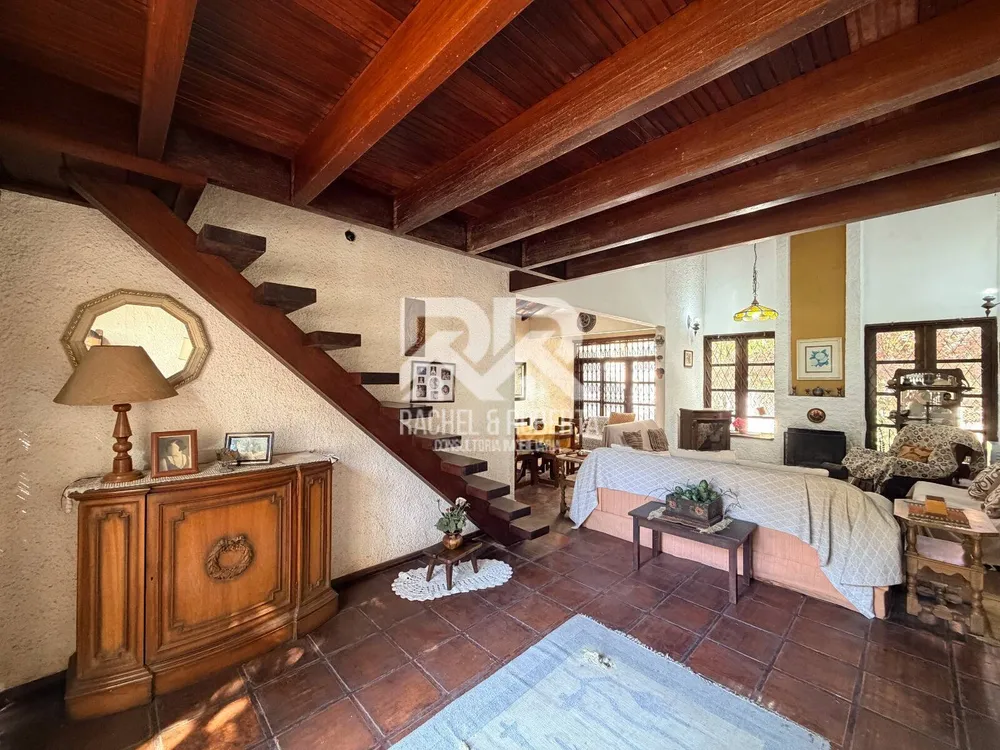 Casa, 4 quartos, 270 m² - Foto 22