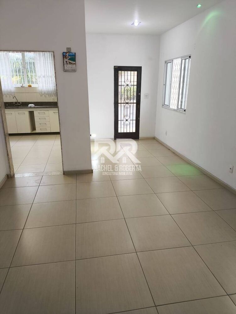 Casa à venda com 6 quartos, 220m² - Foto 5