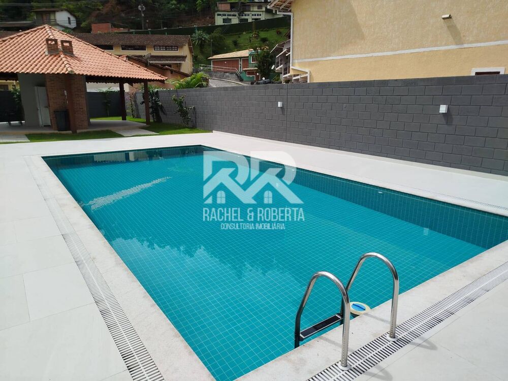 Cobertura à venda com 2 quartos, 120m² - Foto 2