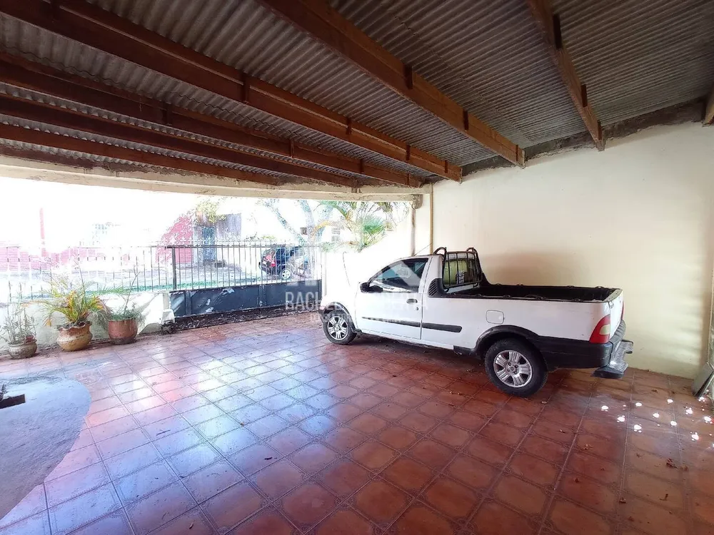 Casa, 4 quartos, 300 m² - Foto 24