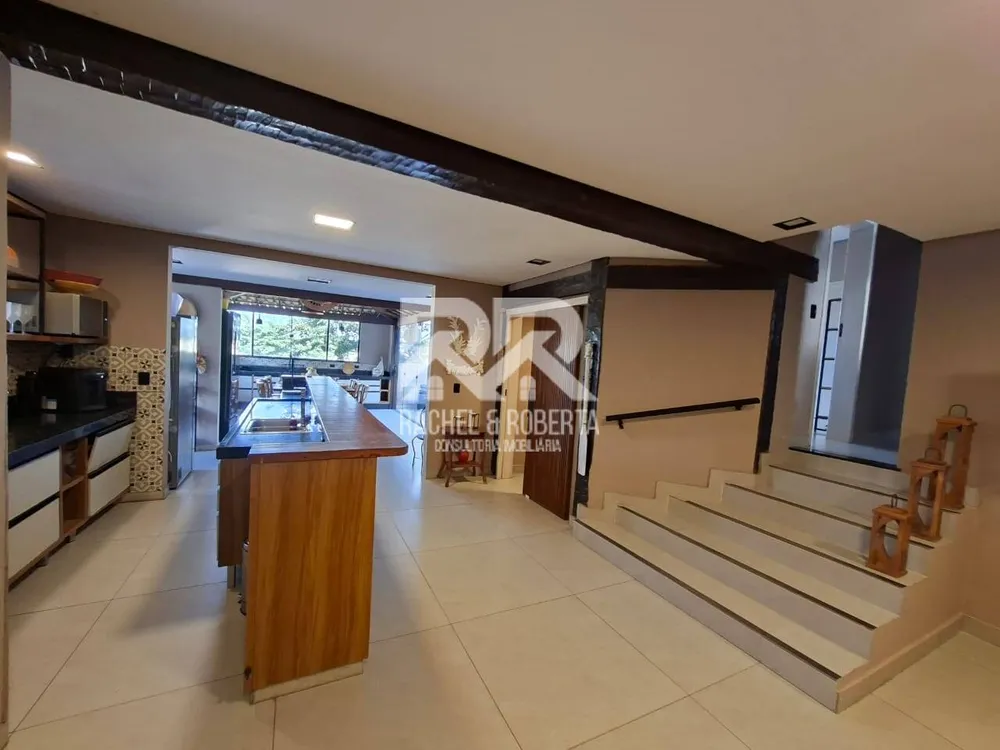 Casa, 6 quartos, 280 m² - Foto 10