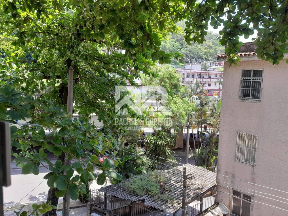Apartamento à venda com 3 quartos, 120m² - Foto 1