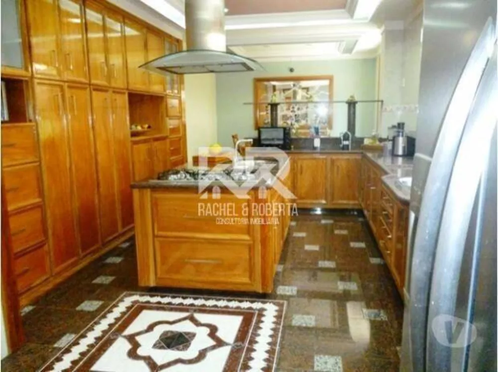 Casa de Condomínio à venda com 5 quartos, 600m² - Foto 2