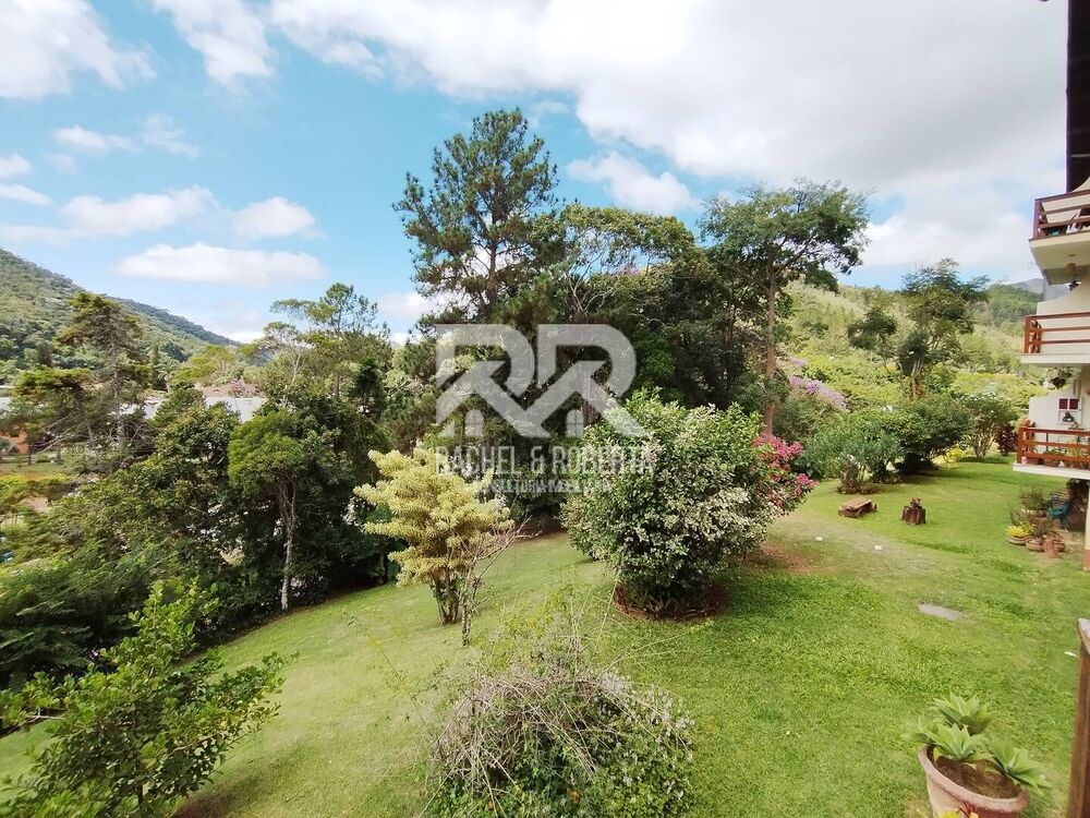 Apartamento à venda com 2 quartos, 67m² - Foto 2