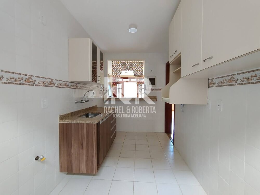 Apartamento à venda com 2 quartos, 67m² - Foto 3
