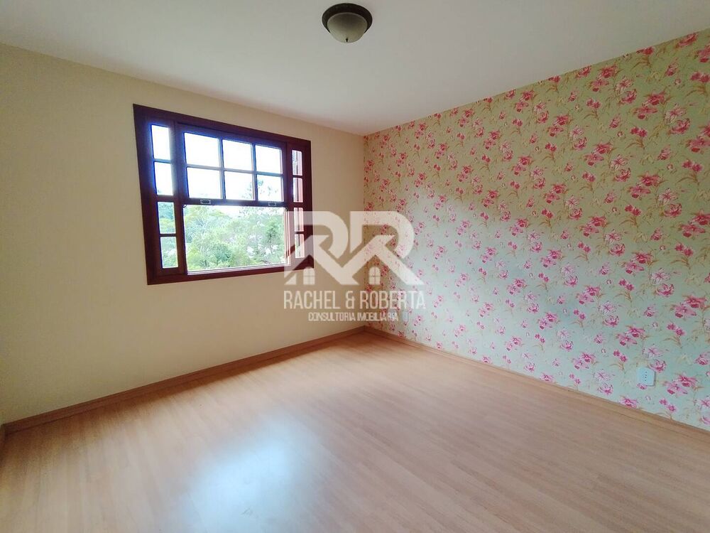 Apartamento à venda com 2 quartos, 67m² - Foto 4
