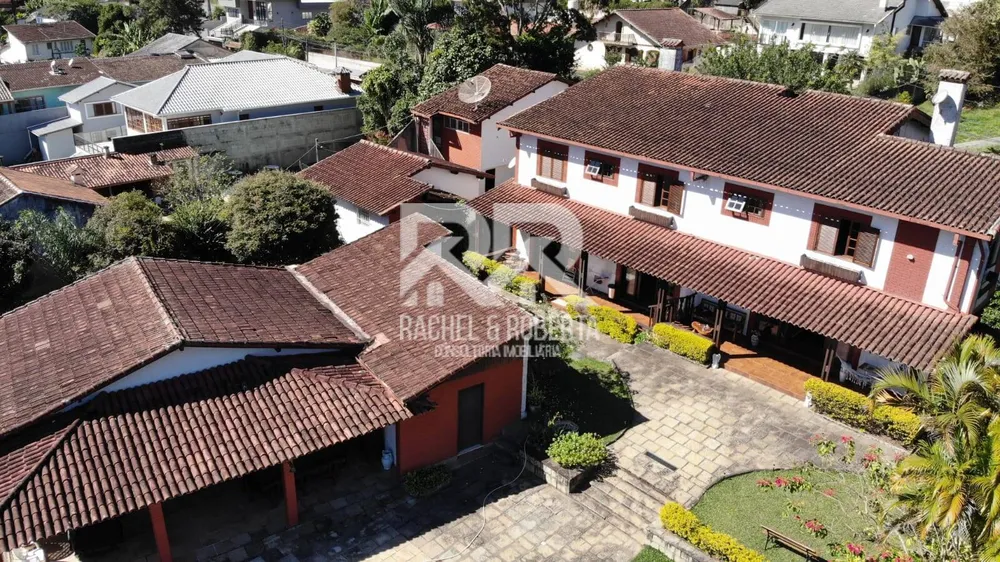 Casa, 10 quartos, 576 m² - Foto 4