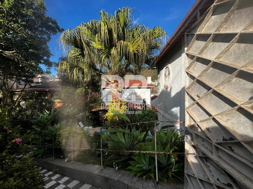 Casa, 3 quartos, 220 m² - Foto 2