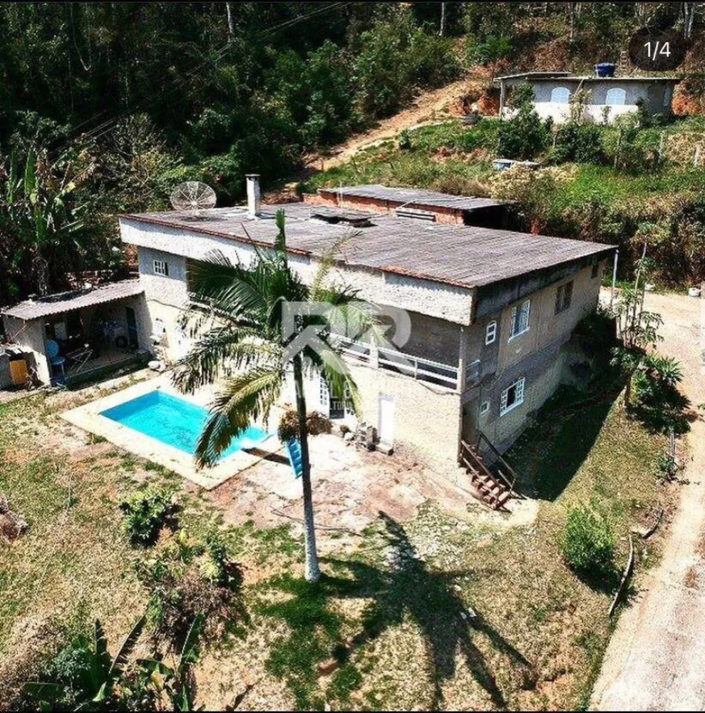 Casa, 3 quartos, 400 m² - Foto 1