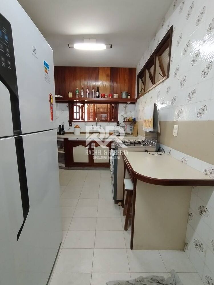 Casa de Condomínio à venda com 3 quartos, 163m² - Foto 2