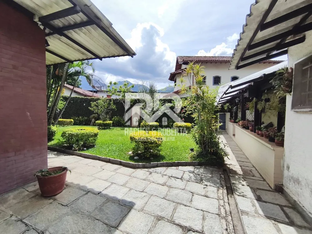 Casa, 3 quartos, 254 m² - Foto 27