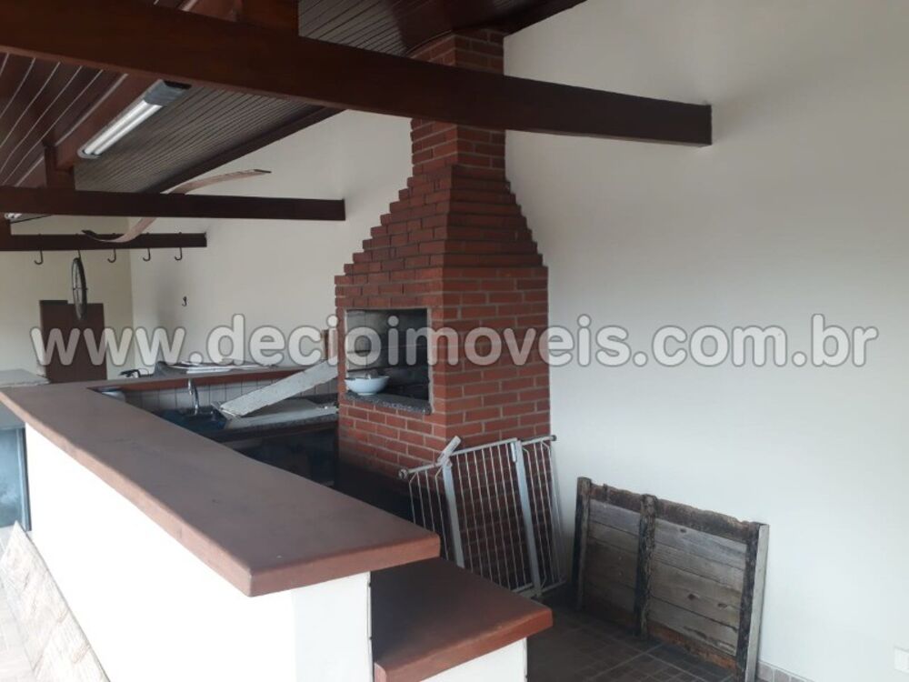 Sobrado à venda com 3 quartos, 244m² - Foto 4