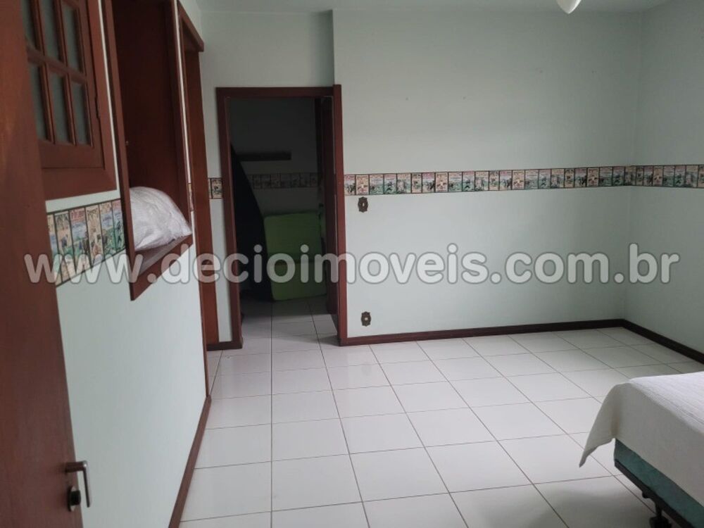 Sobrado, 3 quartos, 346 m² - Foto 1