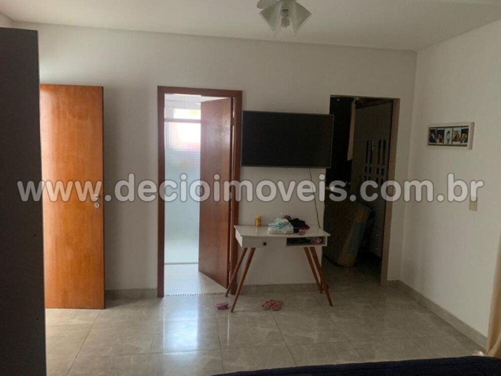 Sobrado, 3 quartos, 195 m² - Foto 1