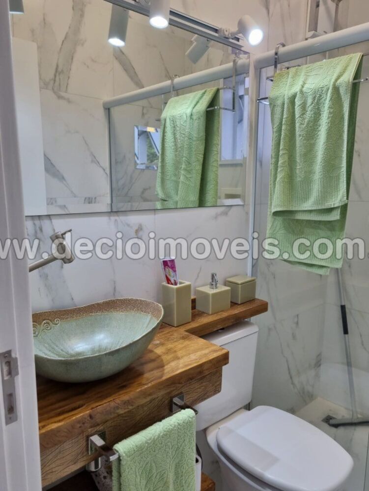 Sobrado, 3 quartos, 233 m² - Foto 2