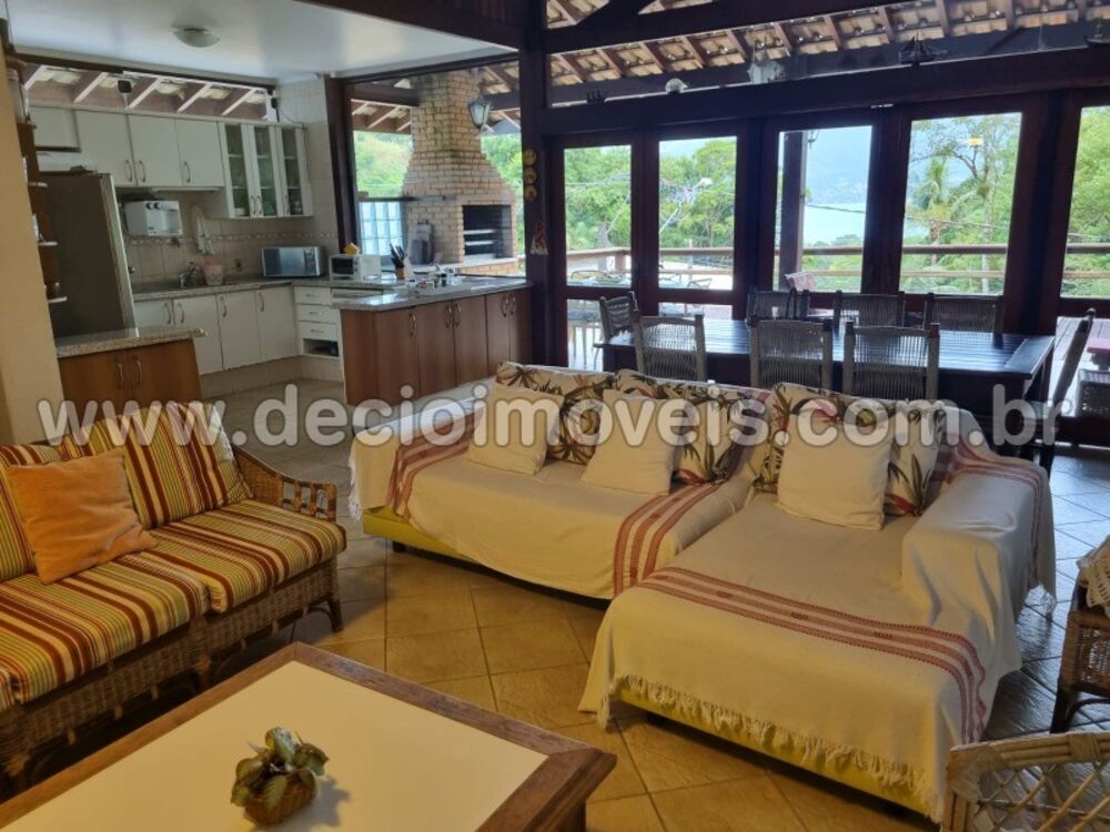 Sobrado, 4 quartos, 243 m² - Foto 1
