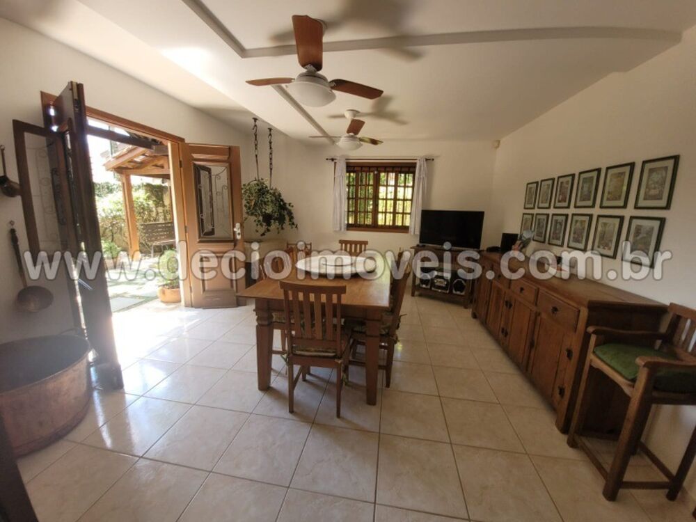 Sobrado à venda com 3 quartos, 276m² - Foto 6