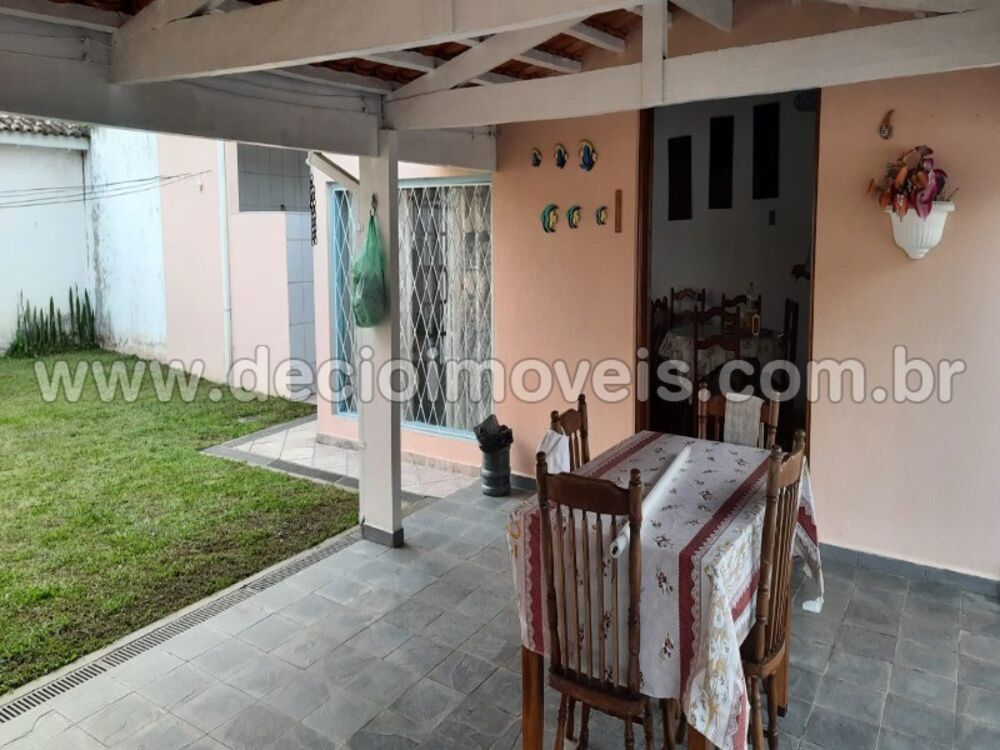 Casa, 5 quartos, 182 m² - Foto 2