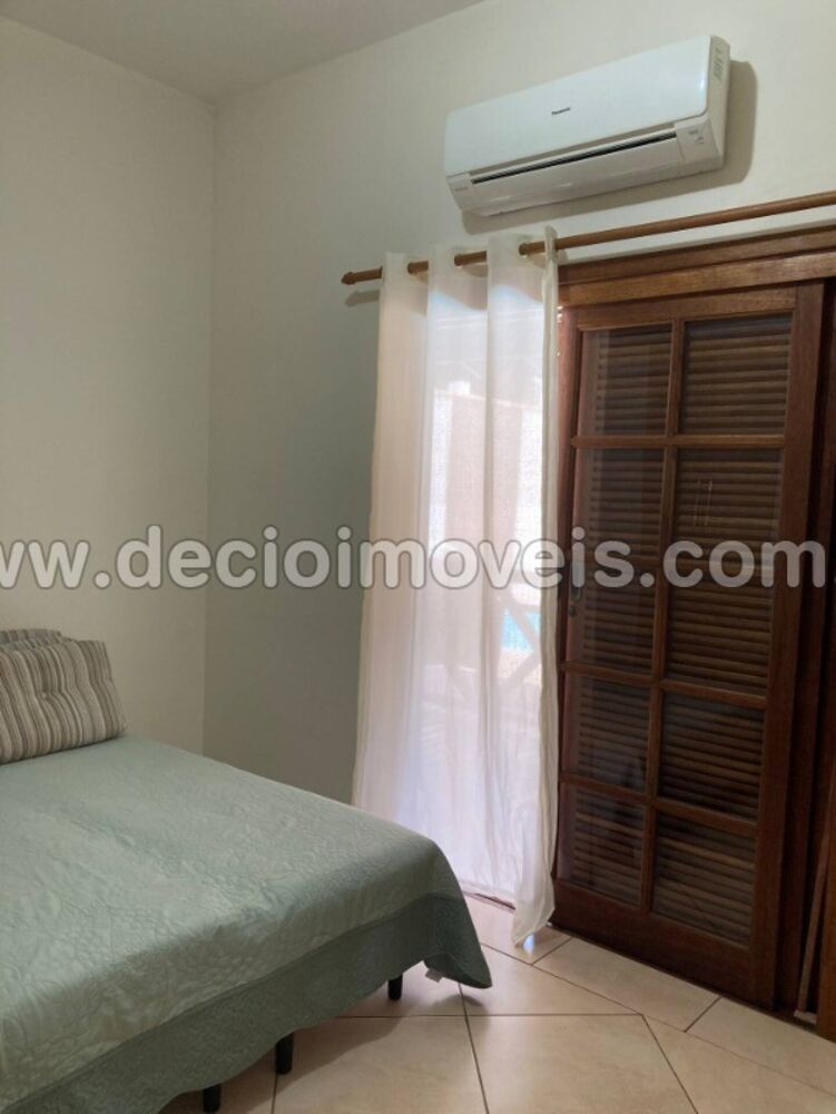 Sobrado, 3 quartos, 311 m² - Foto 1