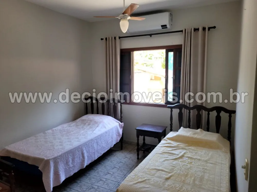 Casa, 3 quartos, 169 m² - Foto 2