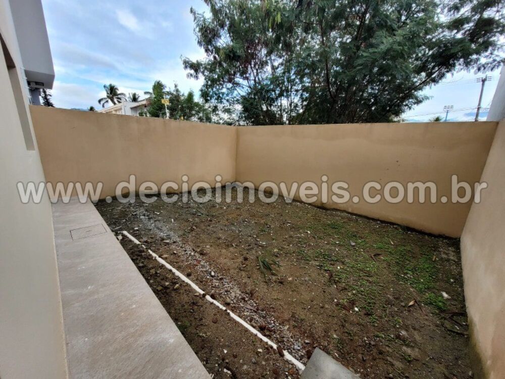 Sobrado à venda com 3 quartos, 105m² - Foto 1