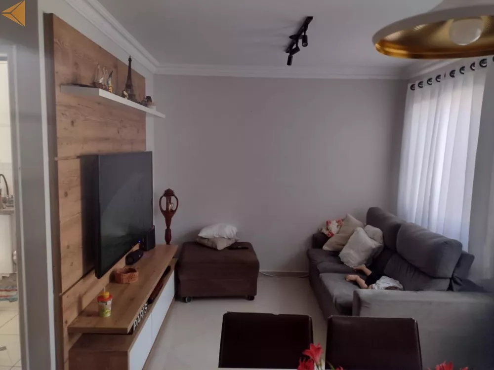 Casa, 3 quartos, 74 m² - Foto 2