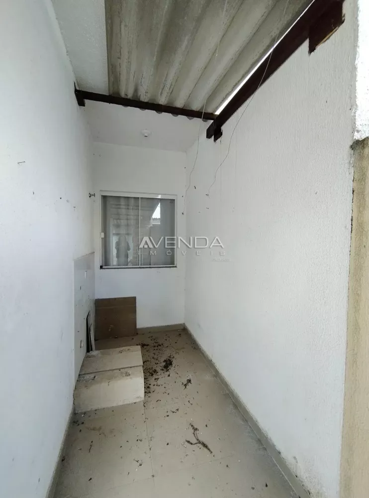 Casa à venda com 3 quartos, 84m² - Foto 10