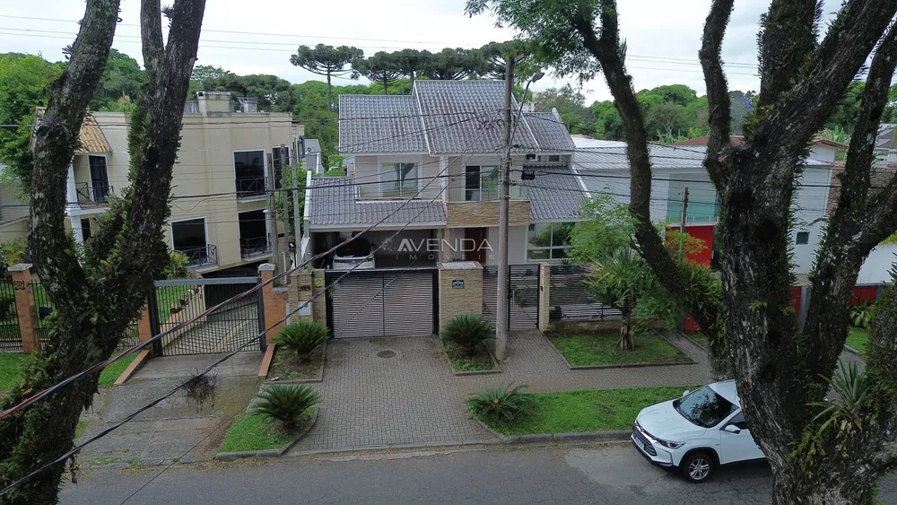 Casa, 3 quartos, 335 m² - Foto 1