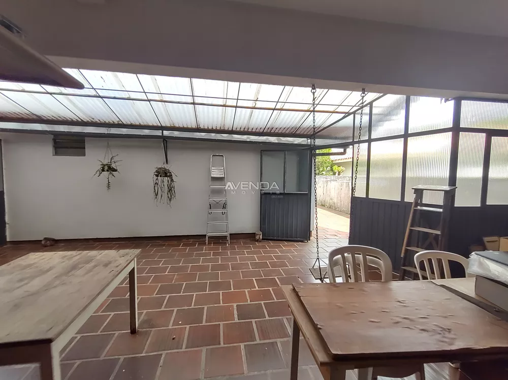 Casa à venda com 3 quartos, 201m² - Foto 15