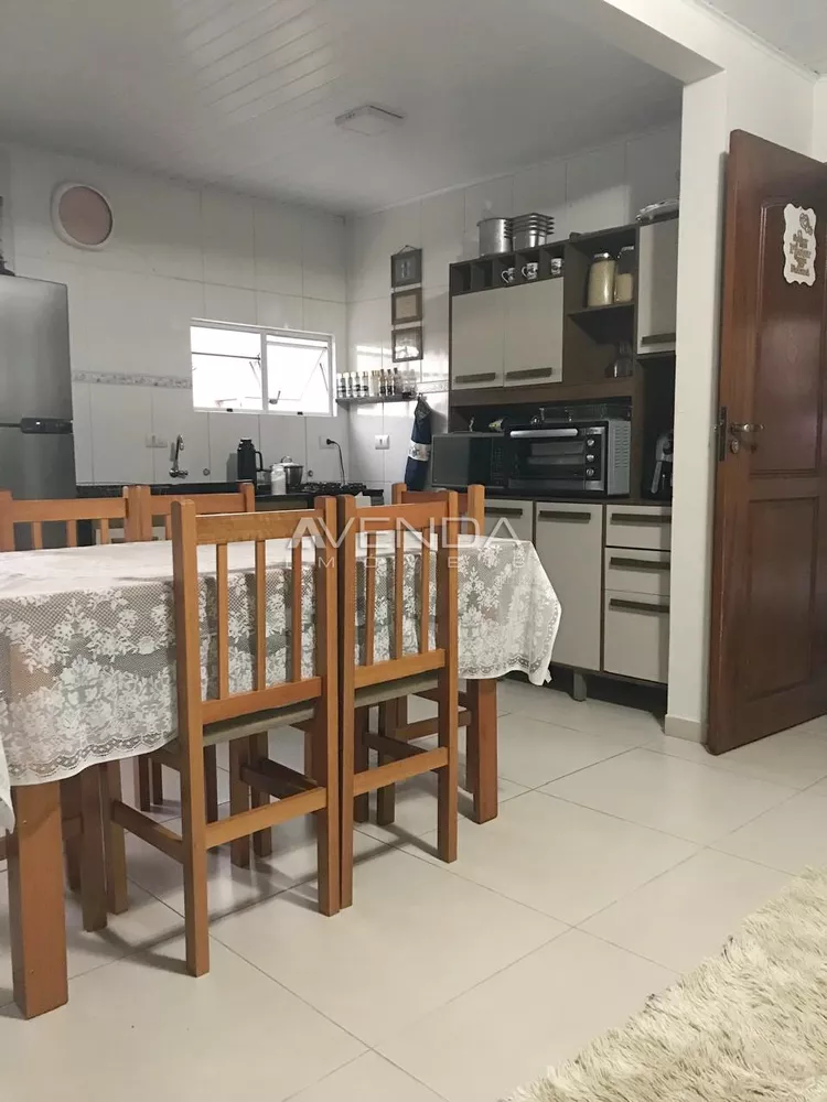 Casa à venda com 8 quartos, 430m² - Foto 4